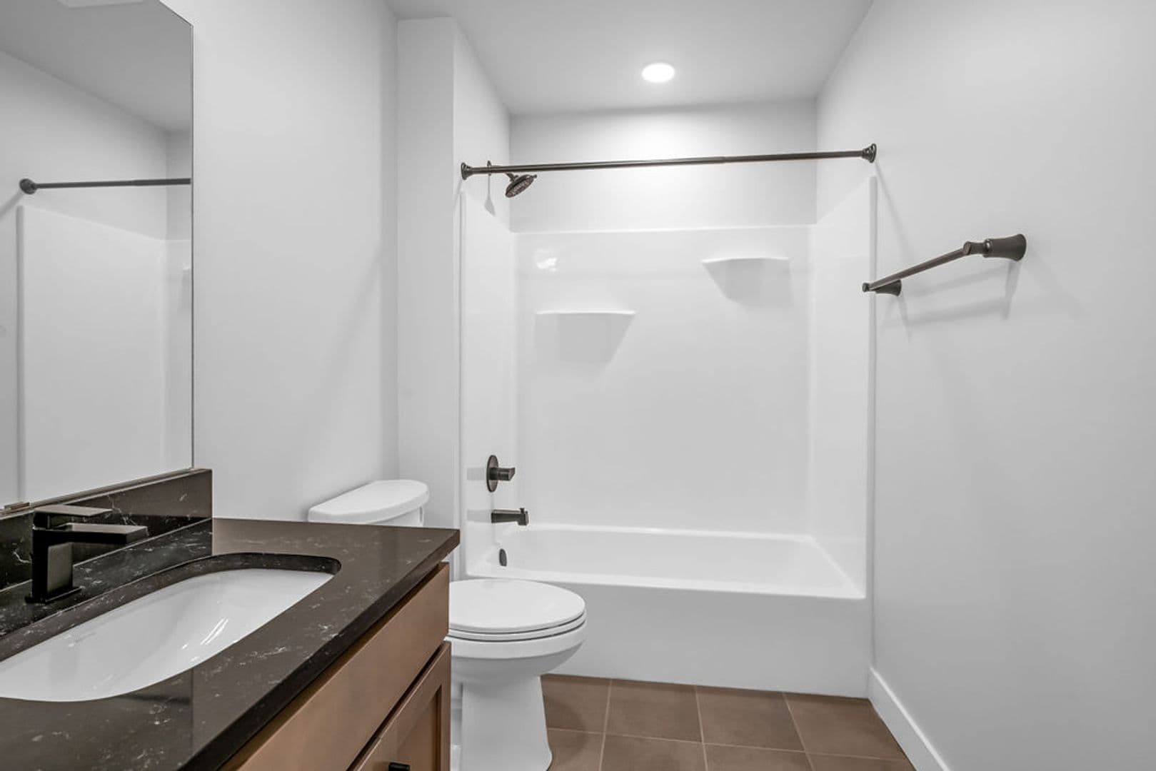 Appleton Apartment: 115 E. Washington St.