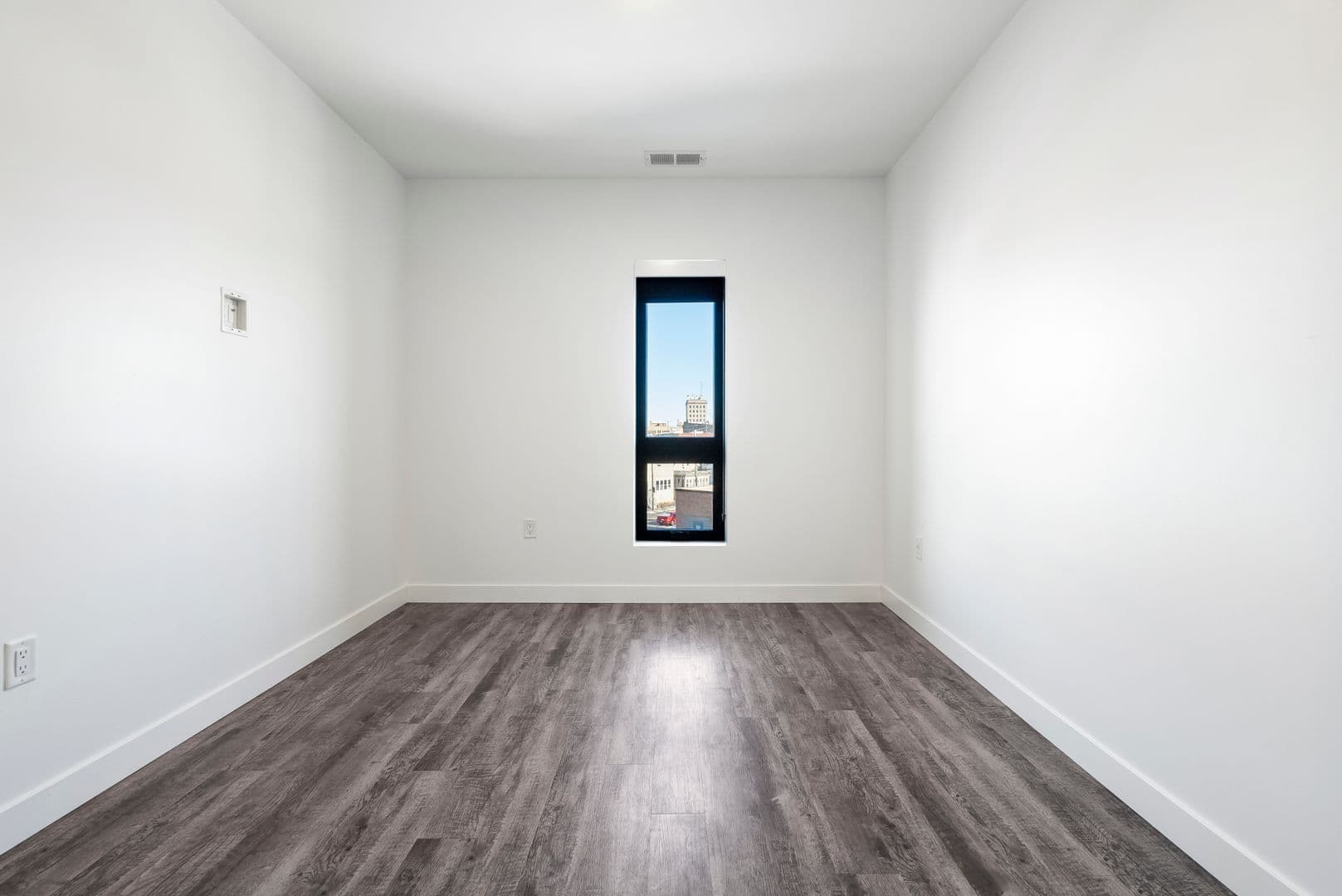 Oshkosh Apartment: 155 Jackson Street