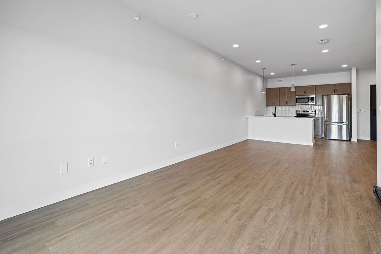 Appleton Apartment: 115 E. Washington St.