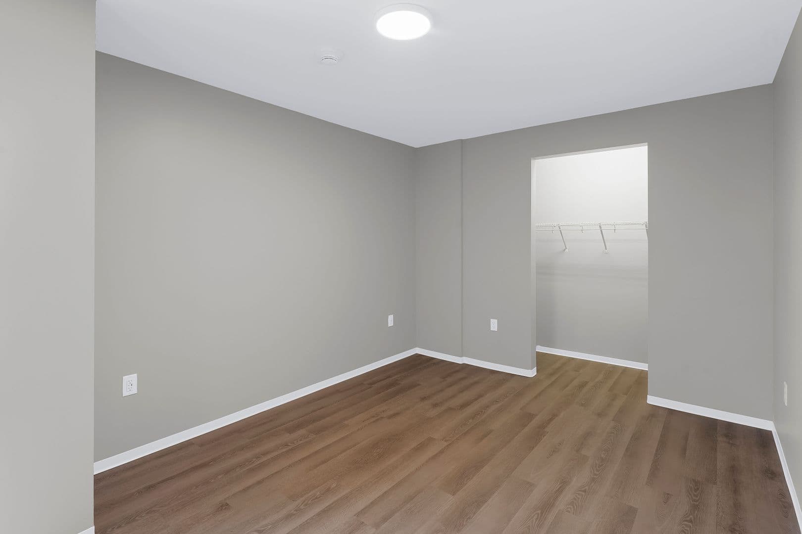 Stevens Point Apartment: 1020 Centerpoint Drive