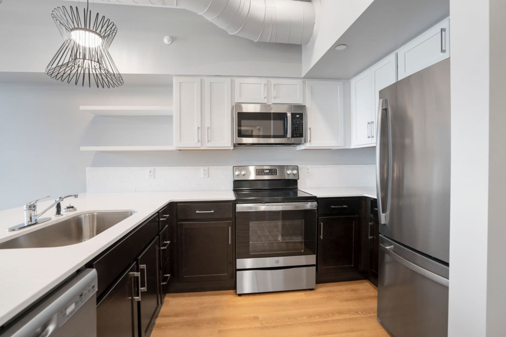 Stevens Point Apartment: 1020 Centerpoint Drive