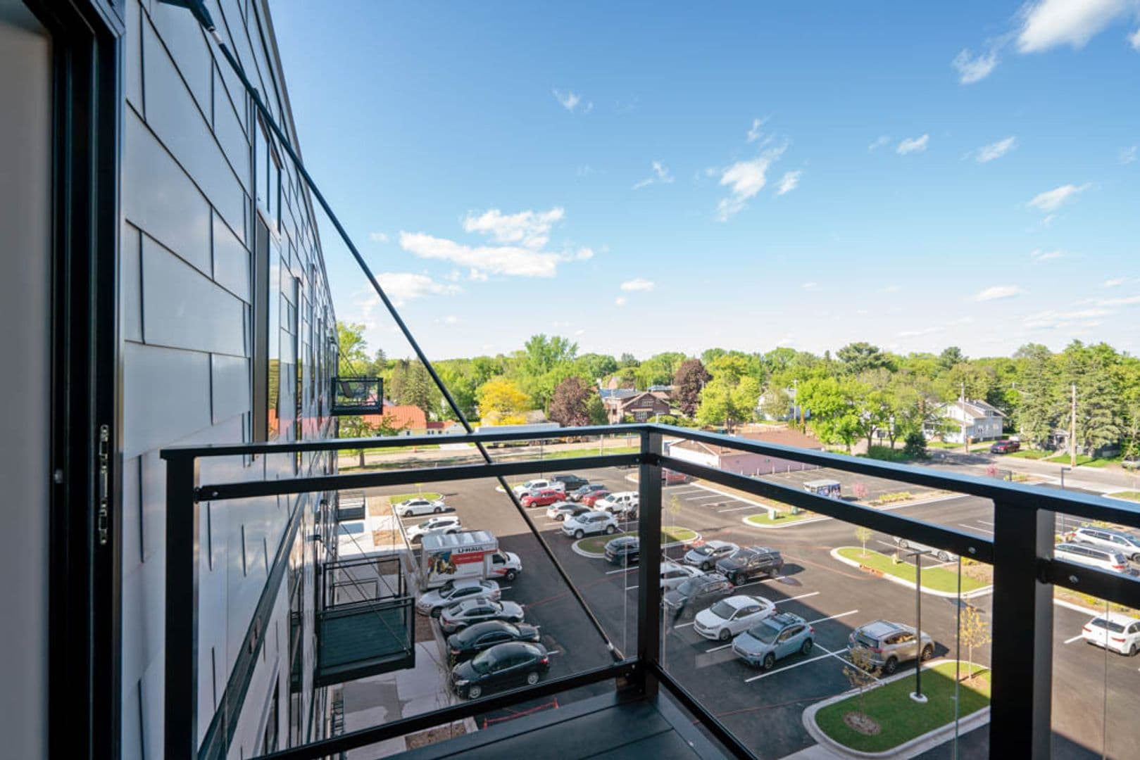 Stevens Point Apartment: 1020 Centerpoint Drive