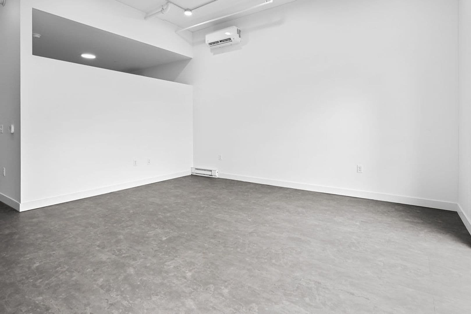 Burlington Apartment: 424 North 3rd Street