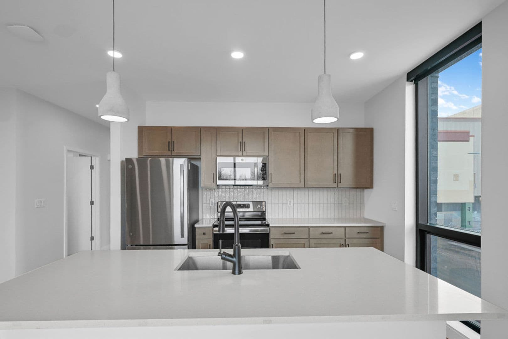 Appleton Apartment: 115 E. Washington St.