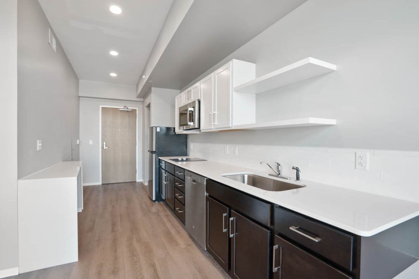 Stevens Point Apartment: 1020 Centerpoint Drive