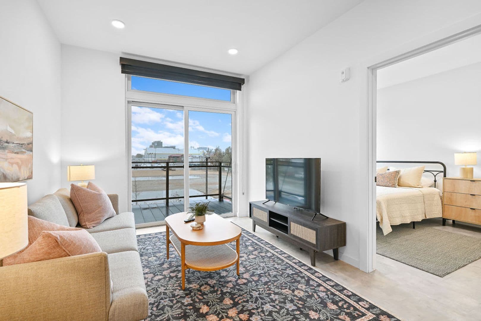 Ashwaubenon Apartment: 686 Mike McCarthy Way
