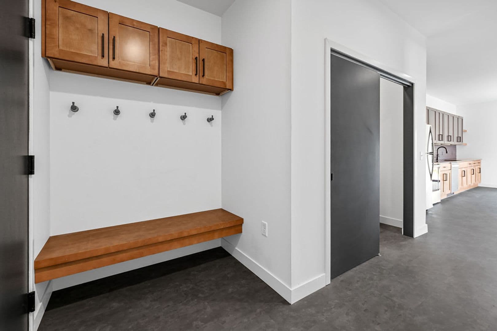 Burlington Apartment: 424 North 3rd Street