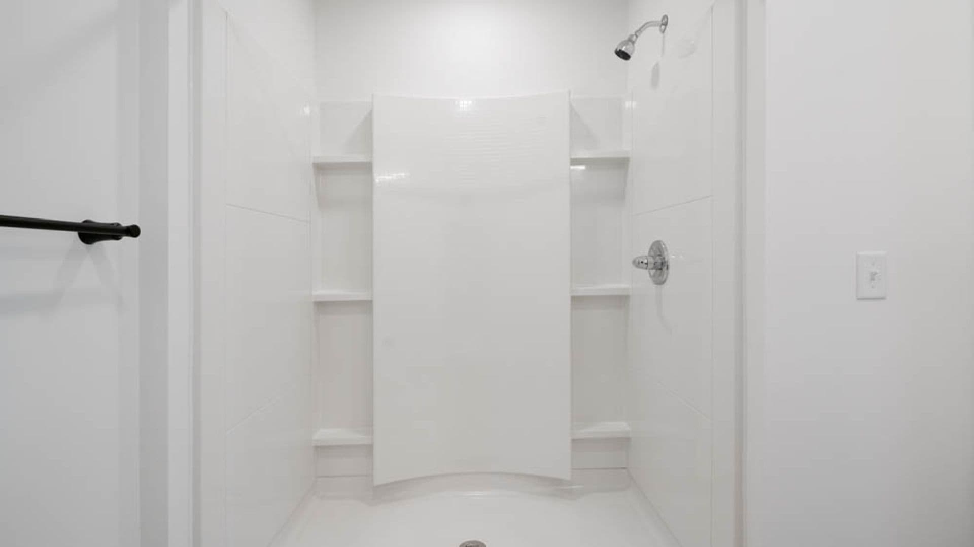 Eau Claire Apartment: 100 N Farwell Street