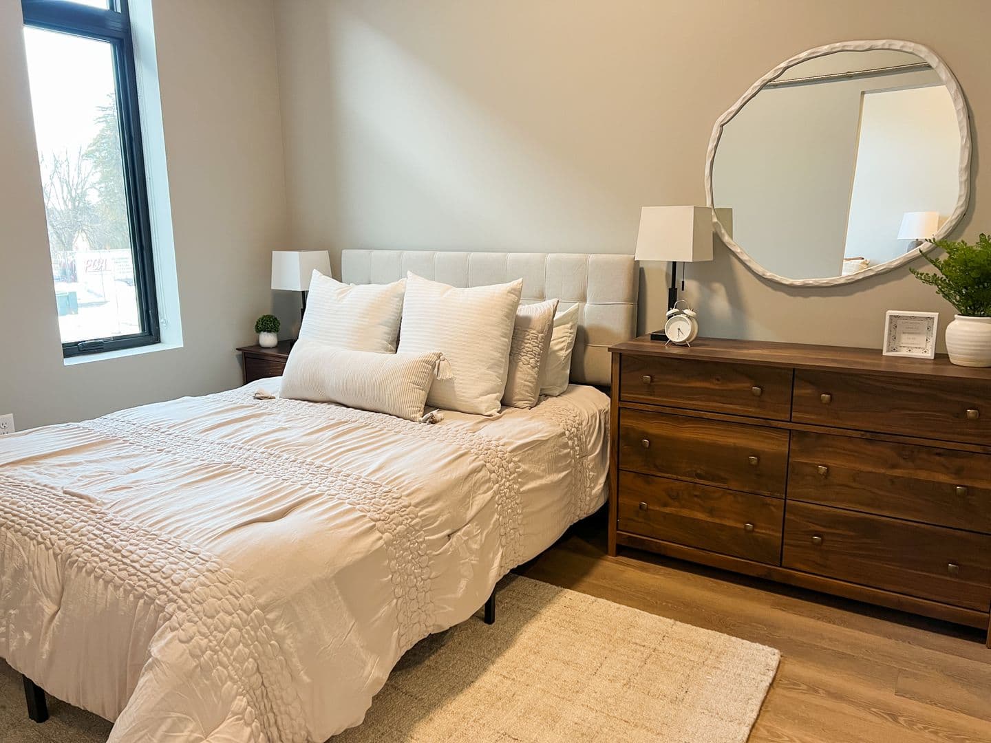 Stevens Point Apartment: 1020 Centerpoint Drive