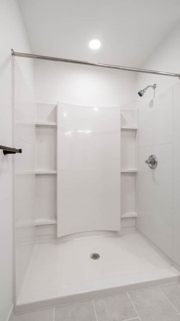 Eau Claire Apartment: 100 N Farwell Street
