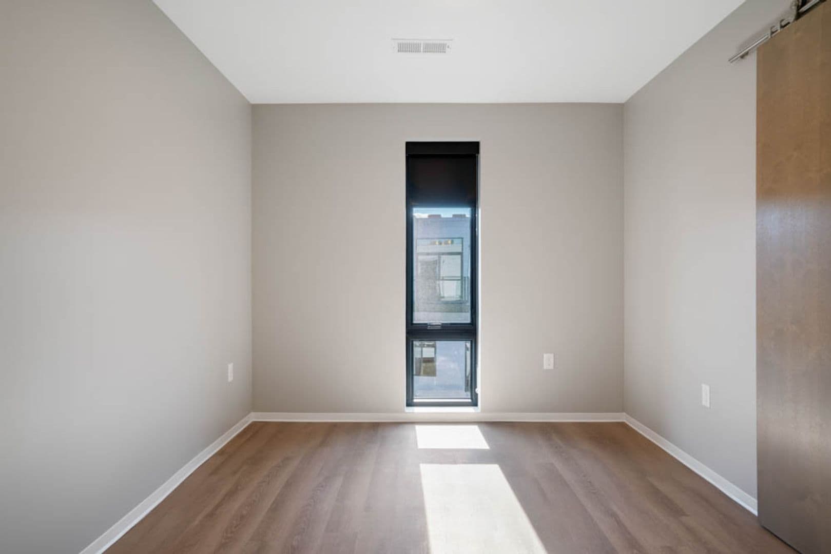 Stevens Point Apartment: 1020 Centerpoint Drive