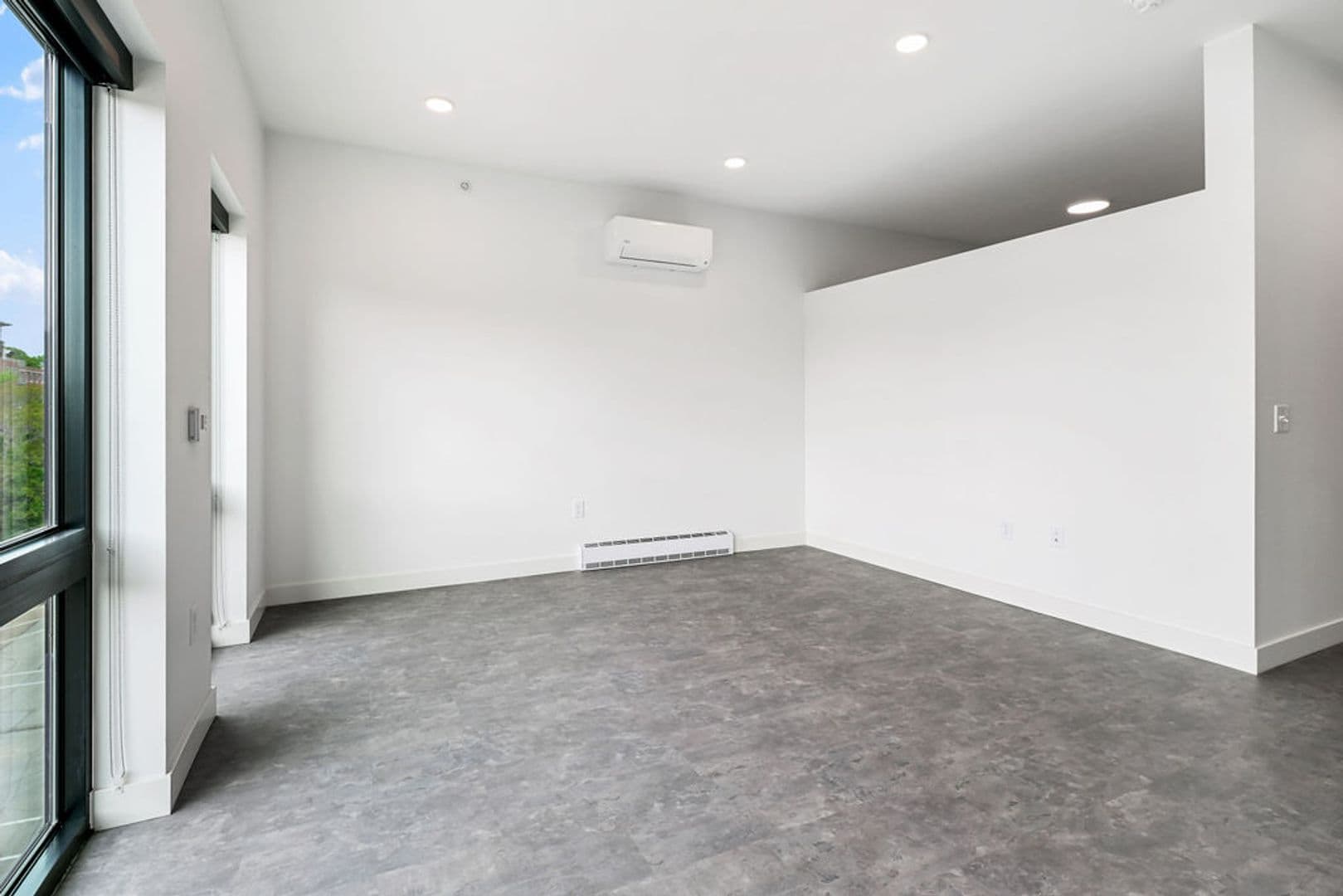 Burlington Apartment: 424 North 3rd Street