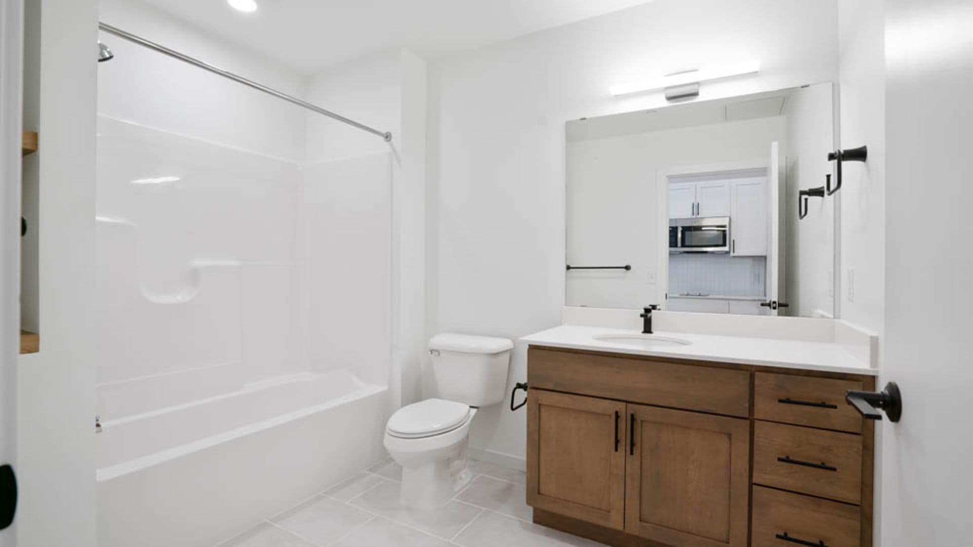 Eau Claire Apartment: 100 N Farwell Street