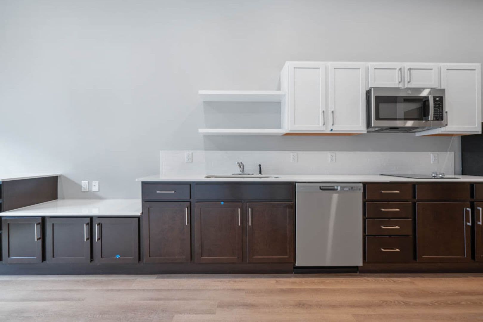 Stevens Point Apartment: 1020 Centerpoint Drive