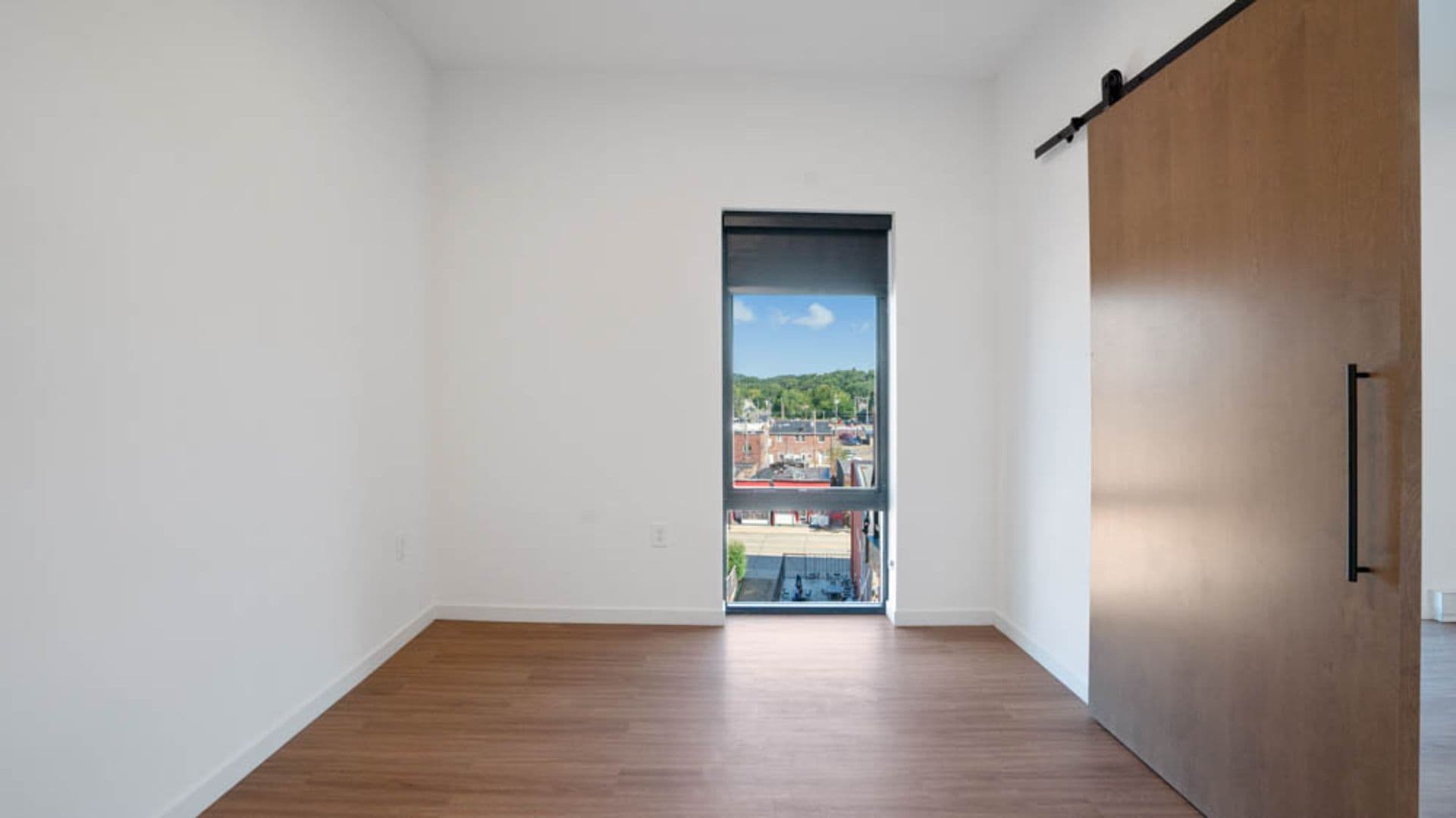 Eau Claire Apartment: 100 N Farwell Street