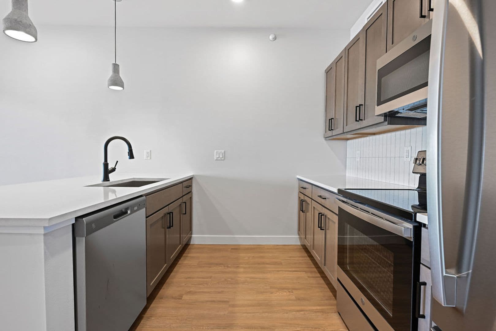 Appleton Apartment: 115 E. Washington St.