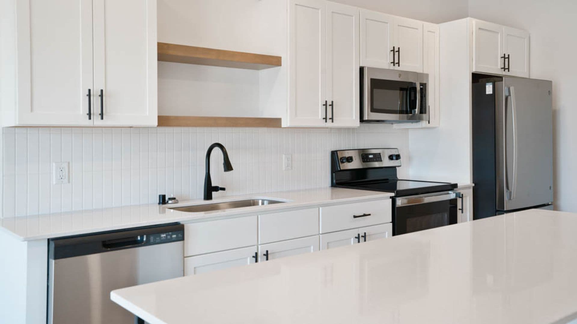 Eau Claire Apartment: 100 N Farwell Street