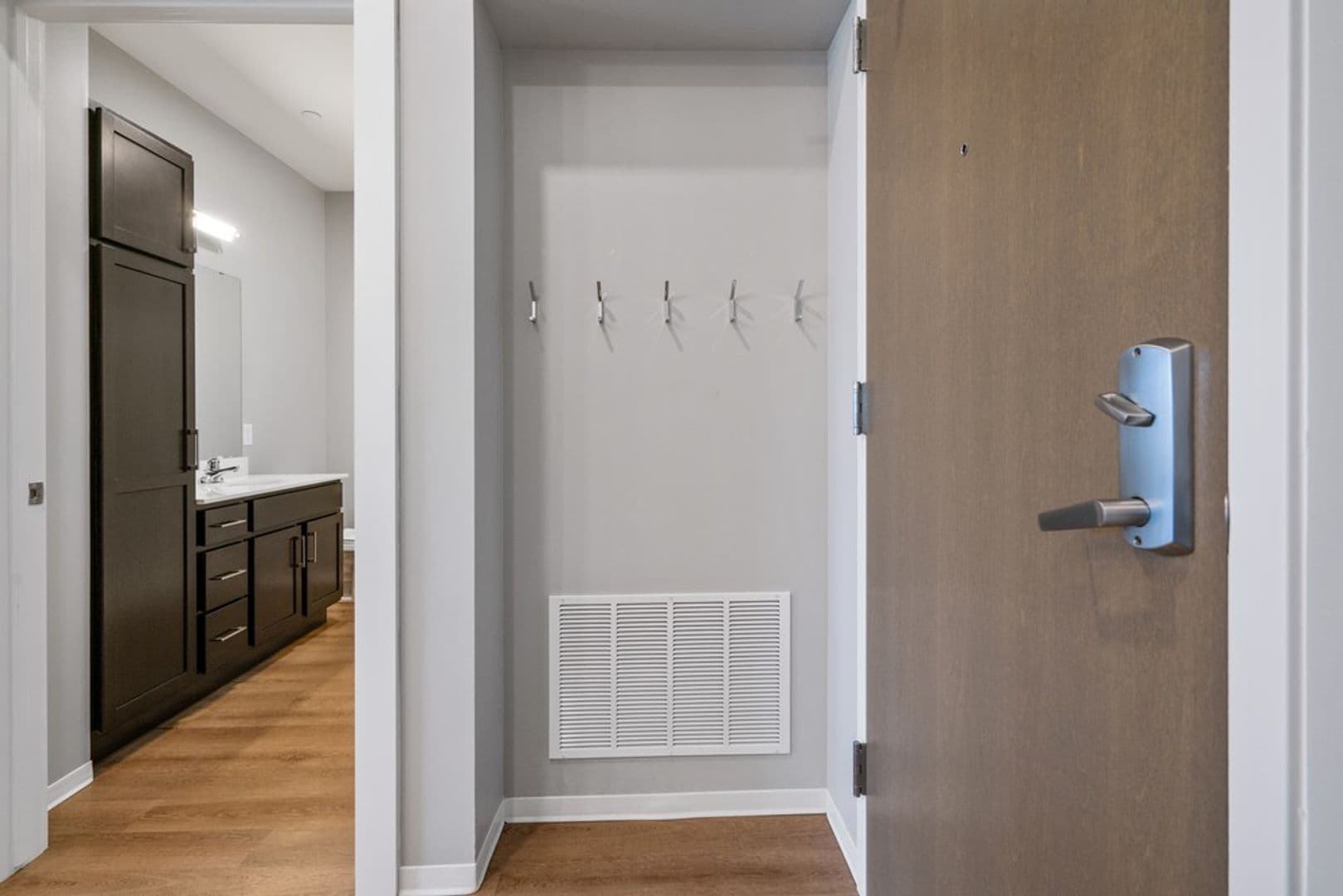 Stevens Point Apartment: 1020 Centerpoint Drive