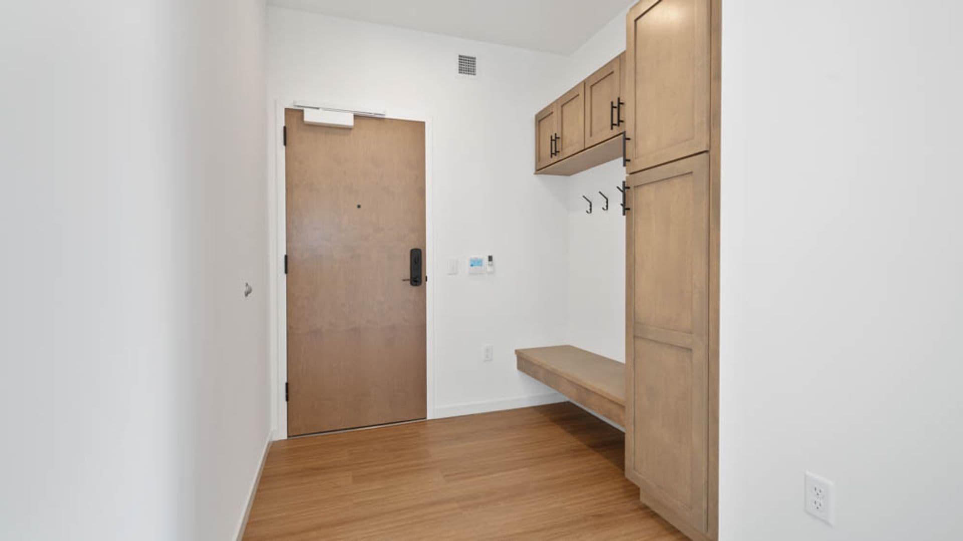 Eau Claire Apartment: 100 N Farwell Street