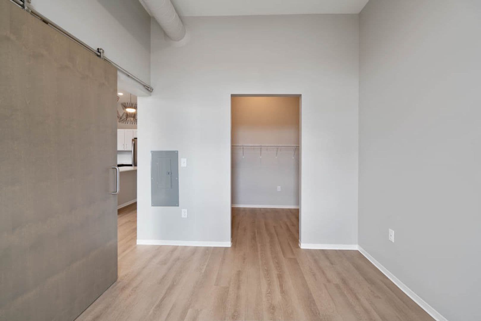 Stevens Point Apartment: 1020 Centerpoint Drive