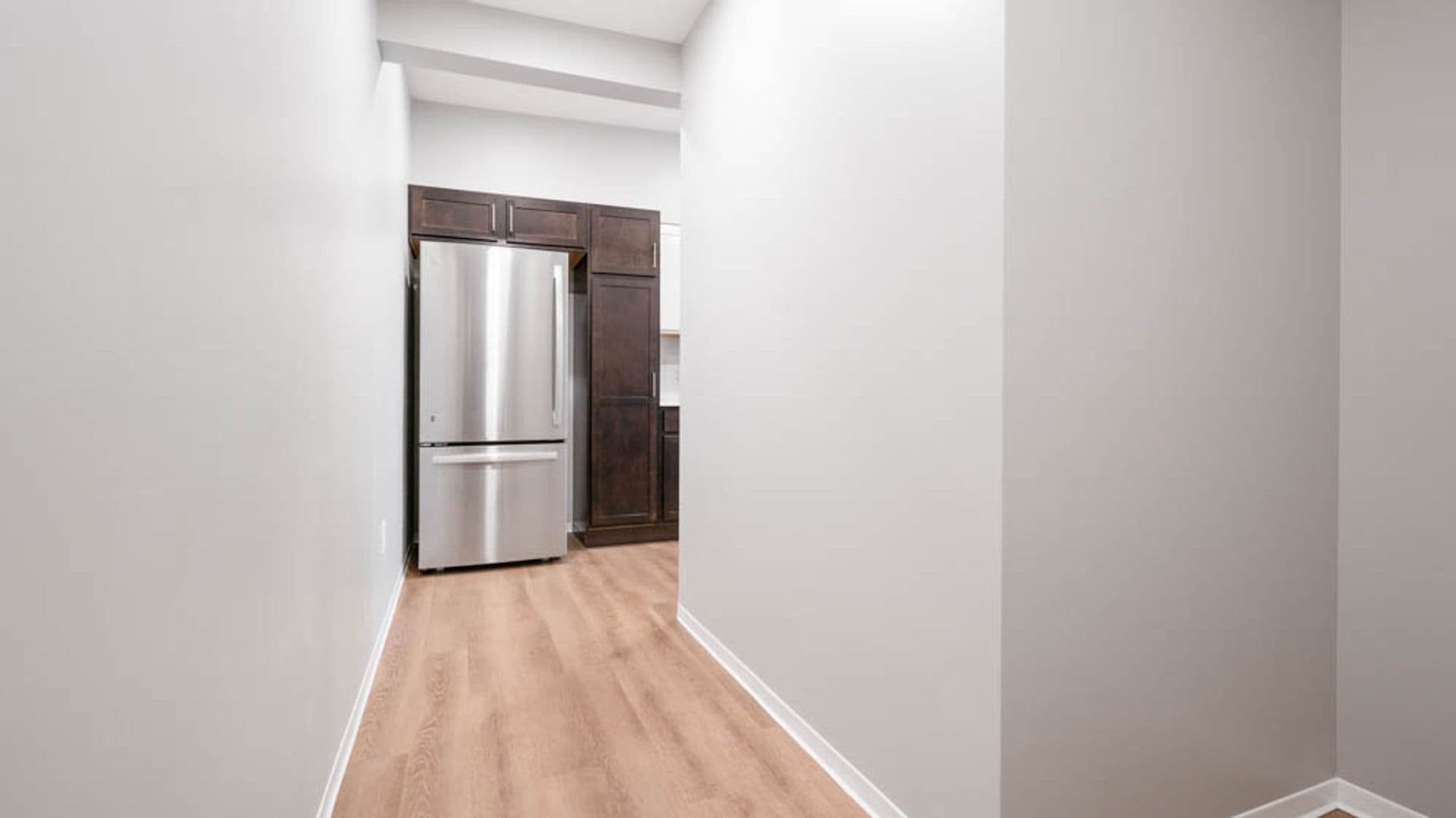 Stevens Point Apartment: 1020 Centerpoint Drive