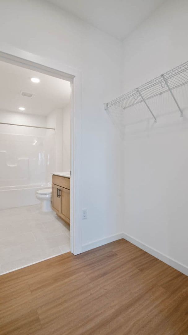 Eau Claire Apartment: 100 N Farwell Street