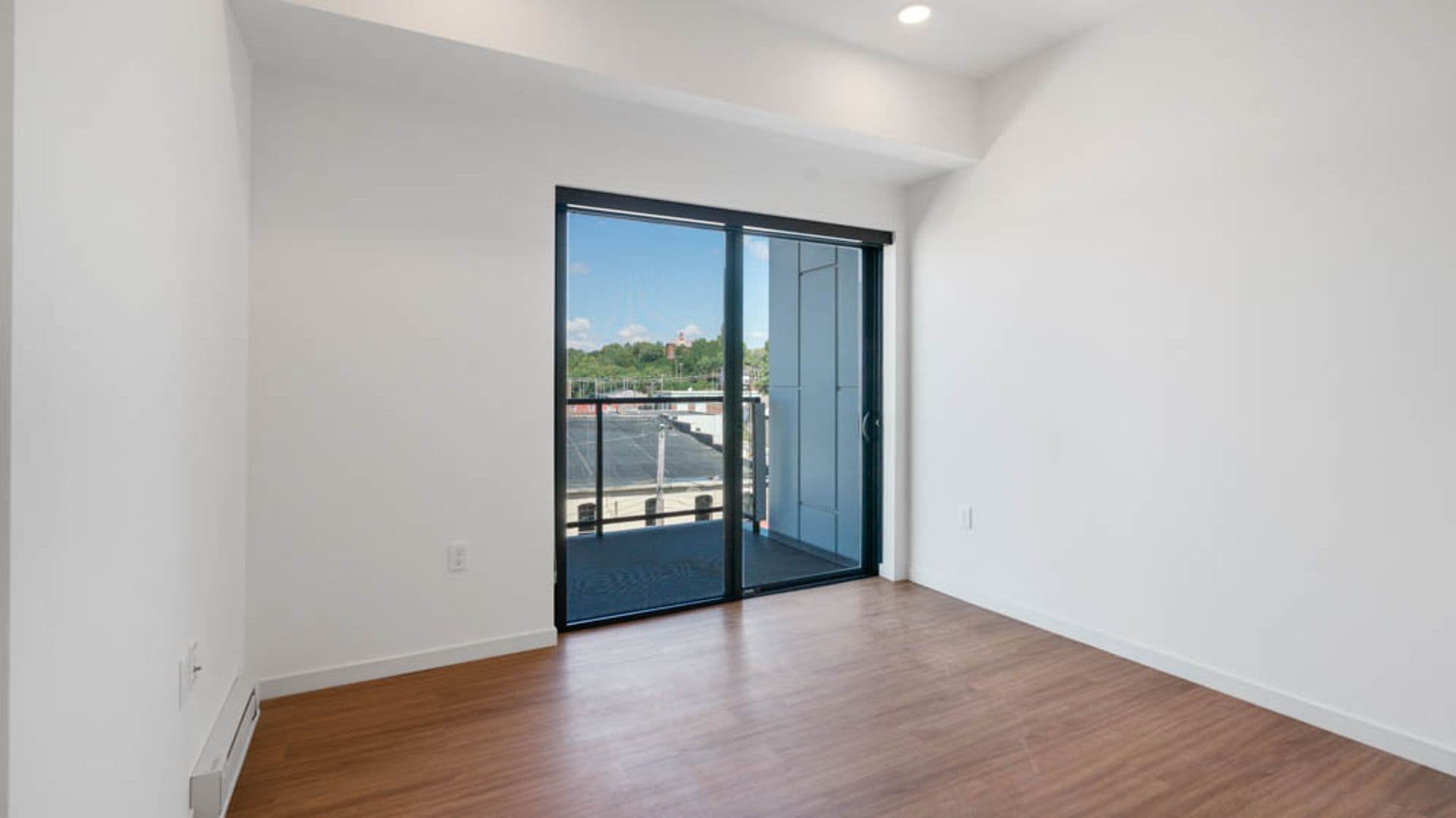 Eau Claire Apartment: 100 N Farwell Street