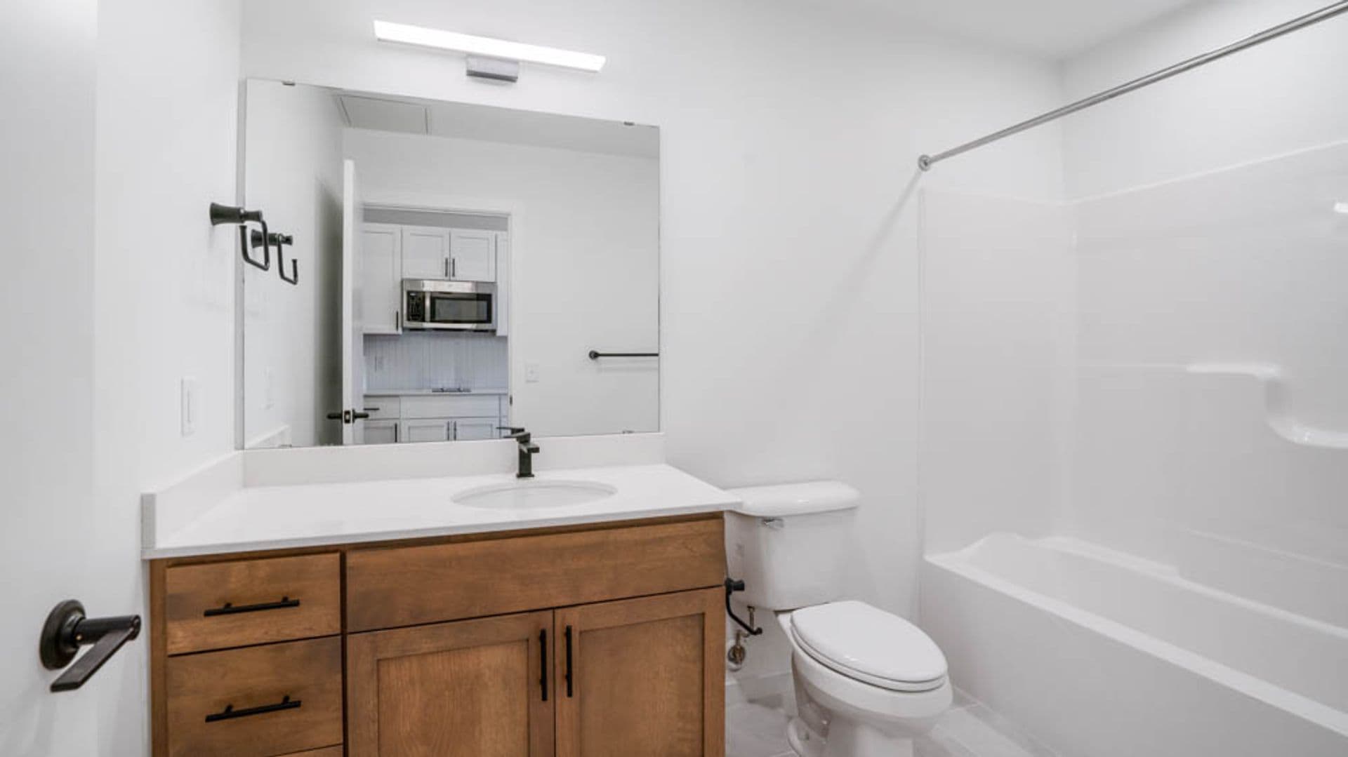 Eau Claire Apartment: 100 N Farwell Street