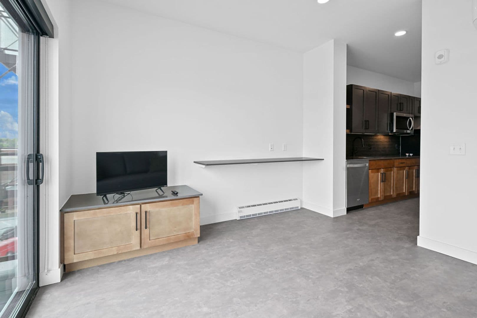 Burlington Apartment: 424 North 3rd Street