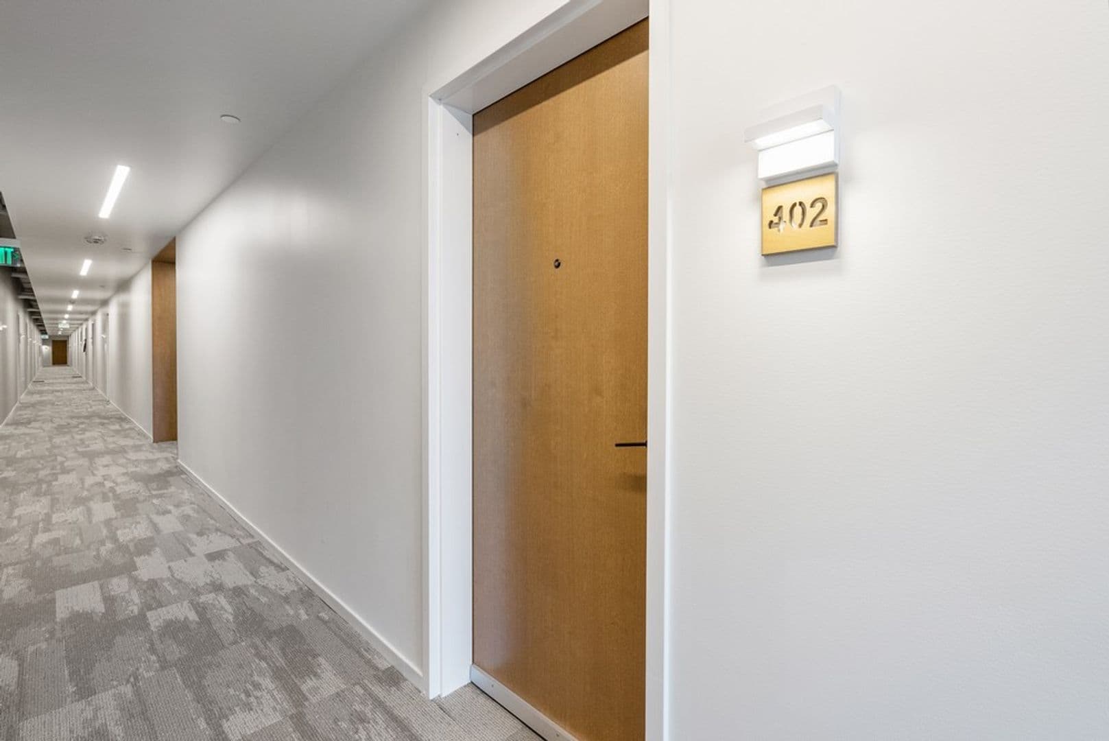 Eau Claire Apartment: 100 N Farwell Street