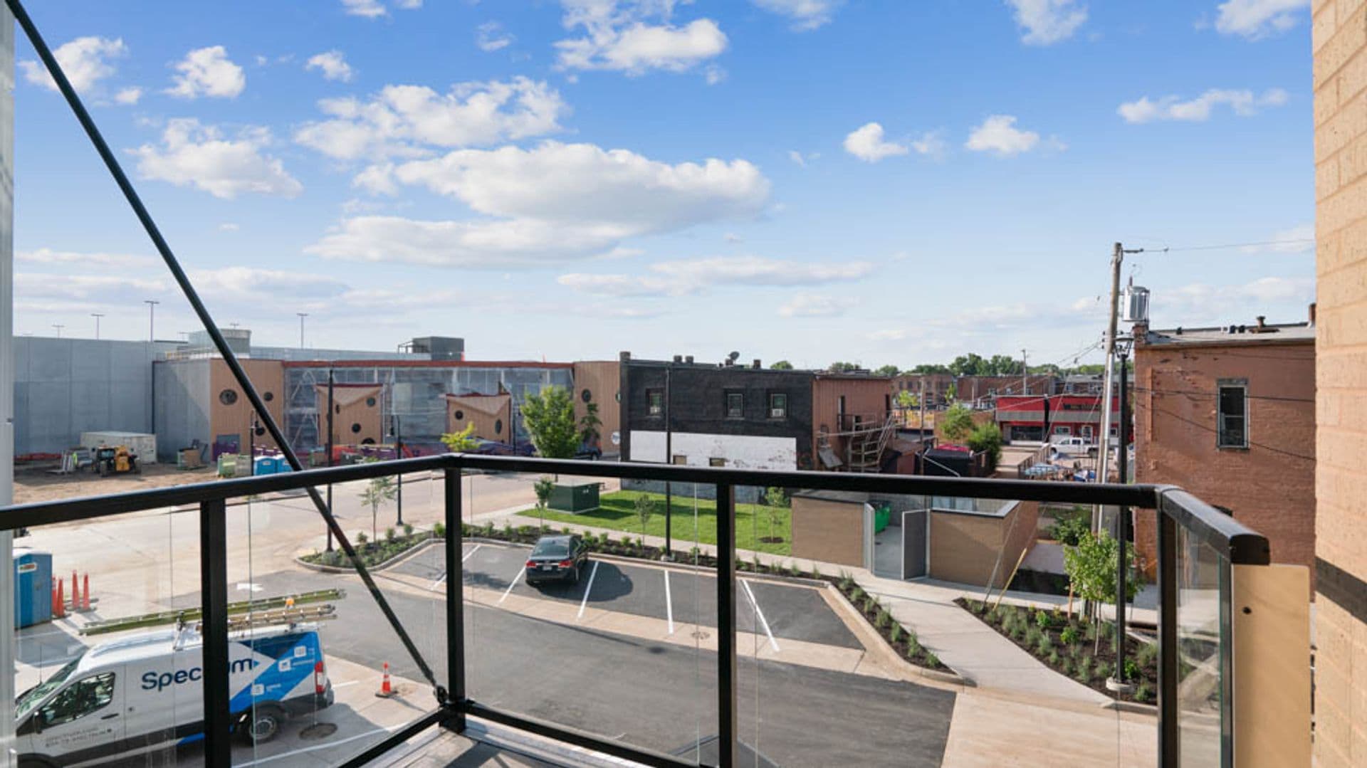 Eau Claire Apartment: 100 N Farwell Street