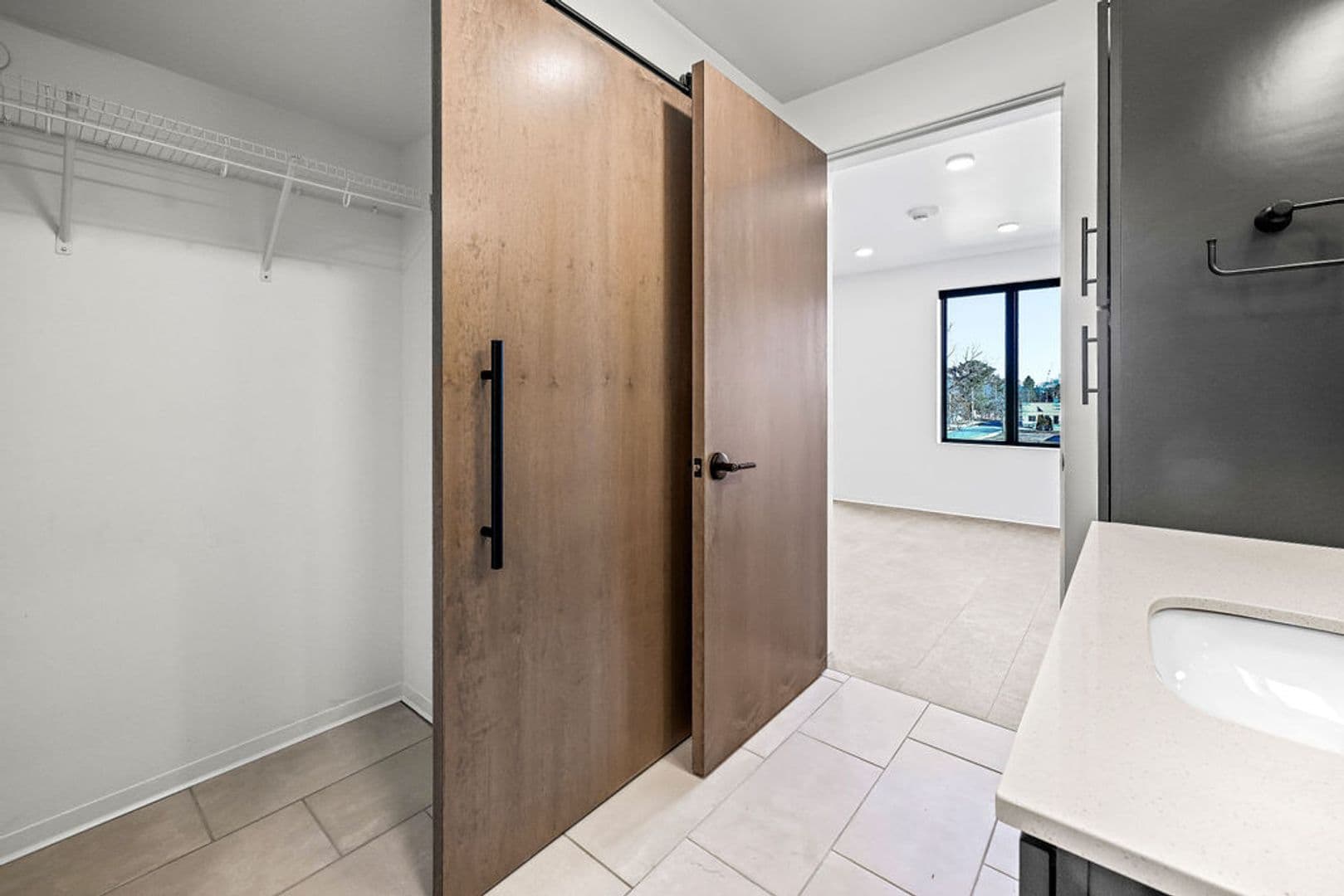 Stevens Point Apartment: 1020 Centerpoint Drive