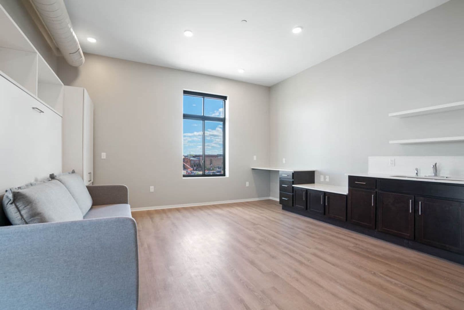 Stevens Point Apartment: 1020 Centerpoint Drive