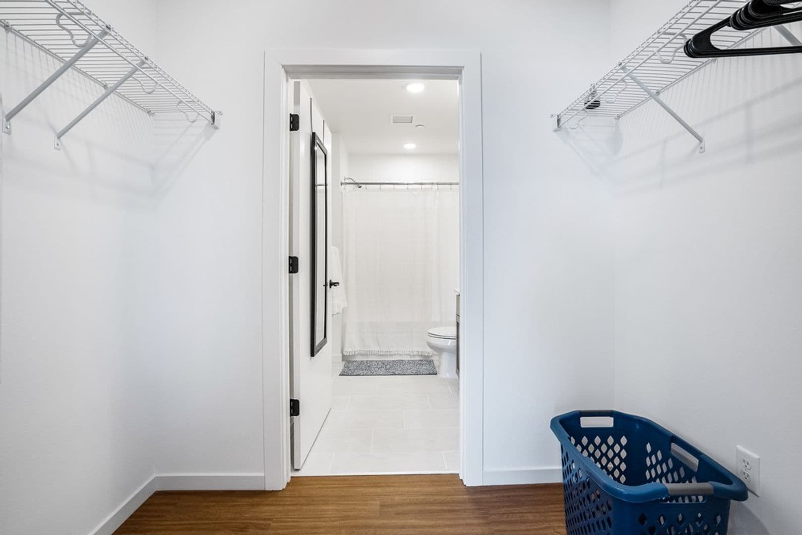 Eau Claire Apartment: 100 N Farwell Street