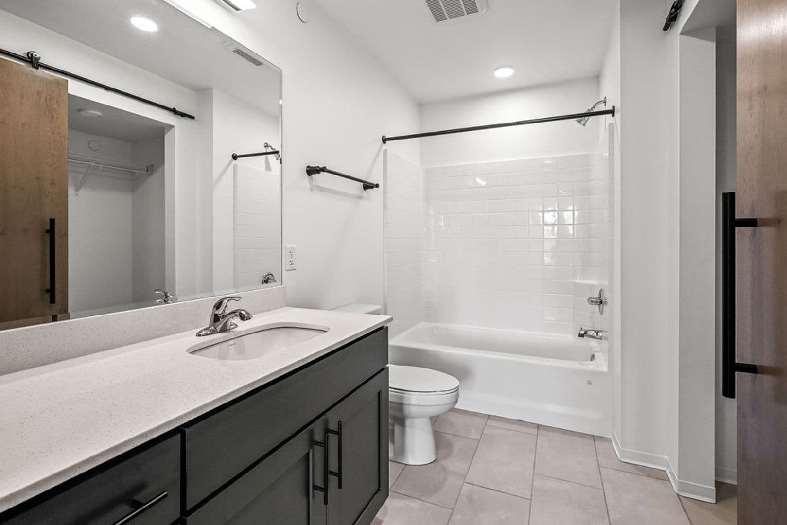 Stevens Point Apartment: 1020 Centerpoint Drive