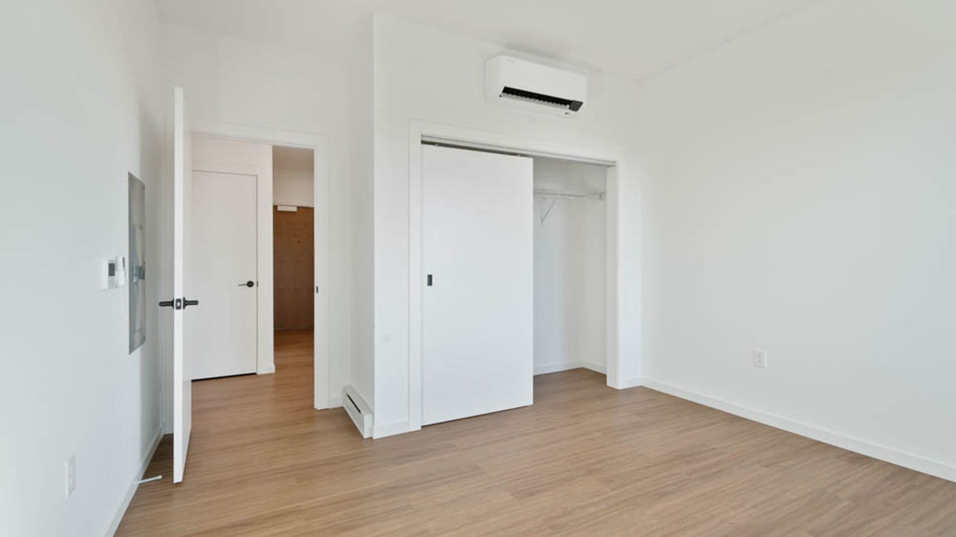 Eau Claire Apartment: 100 N Farwell Street