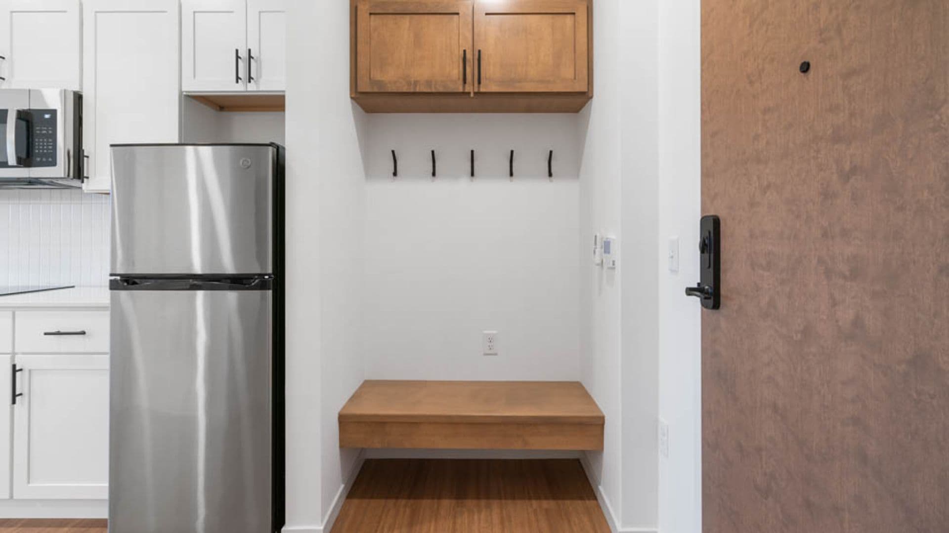 Eau Claire Apartment: 100 N Farwell Street
