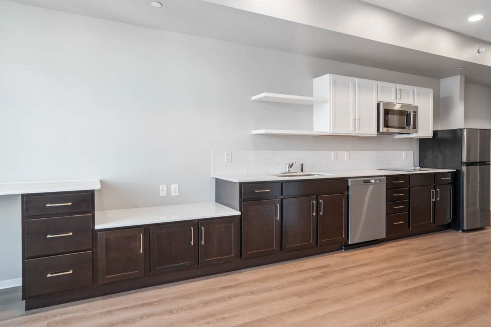 Stevens Point Apartment: 1020 Centerpoint Drive