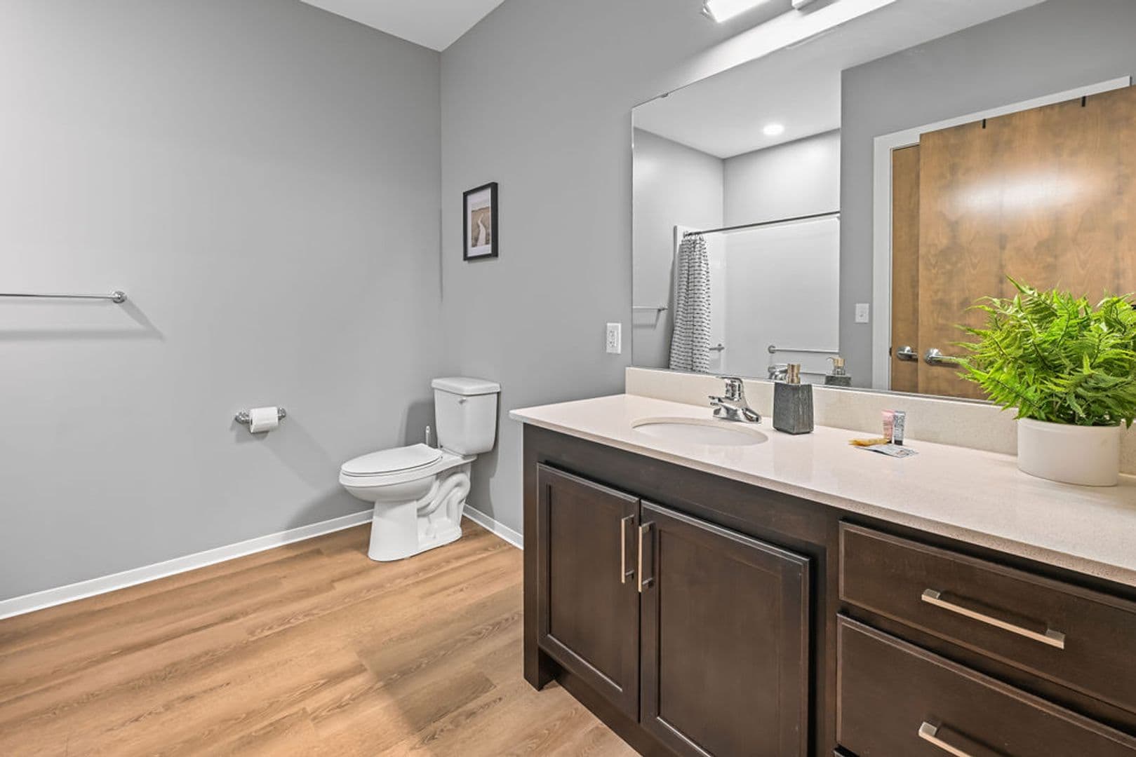 Stevens Point Apartment: 1020 Centerpoint Drive