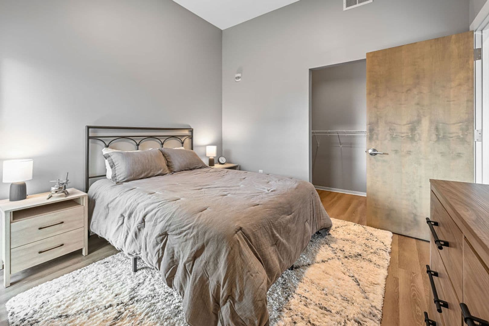 Stevens Point Apartment: 1020 Centerpoint Drive