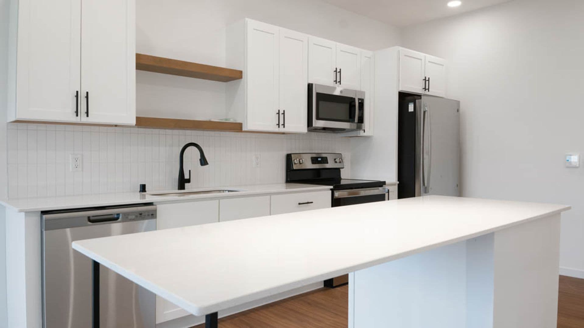 Eau Claire Apartment: 100 N Farwell Street