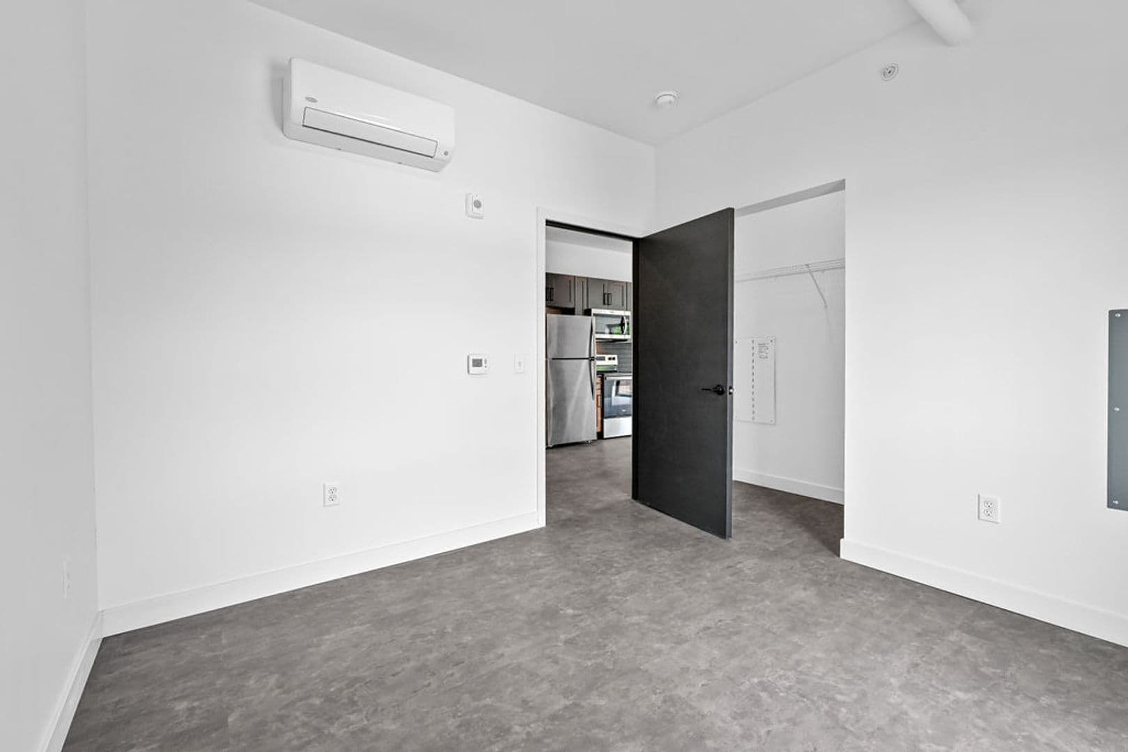 Burlington Apartment: 424 North 3rd Street