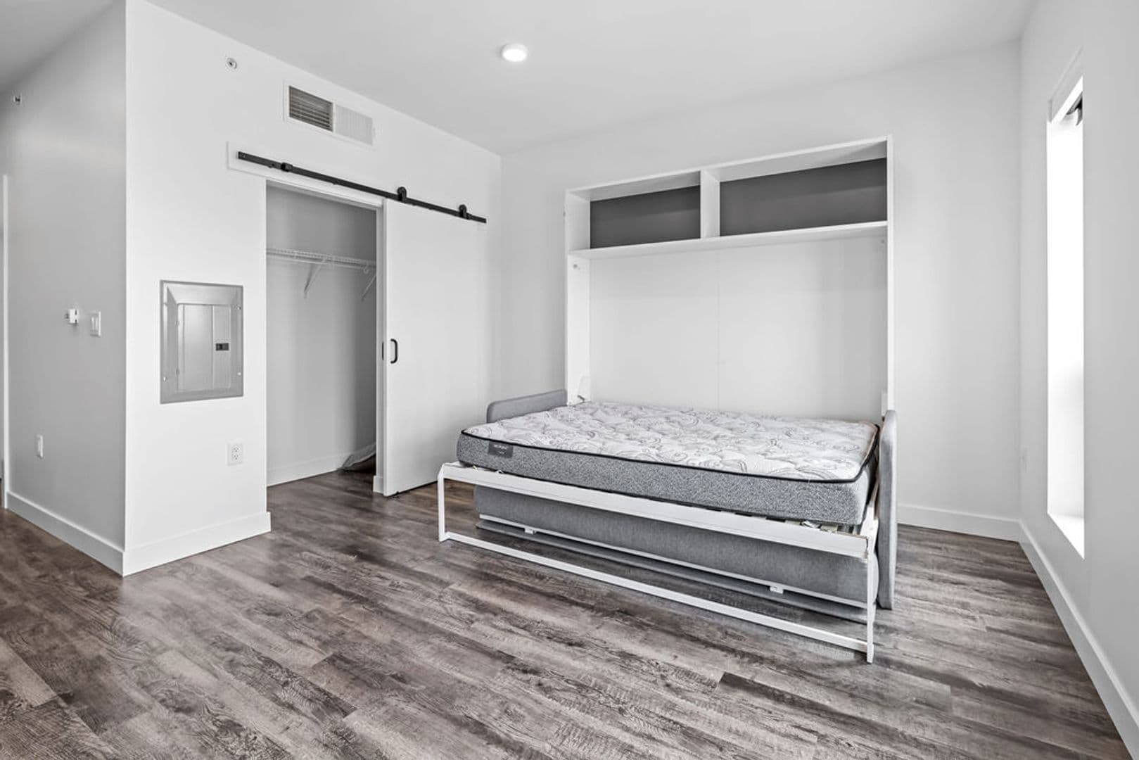 Oshkosh Apartment: 155 Jackson Street