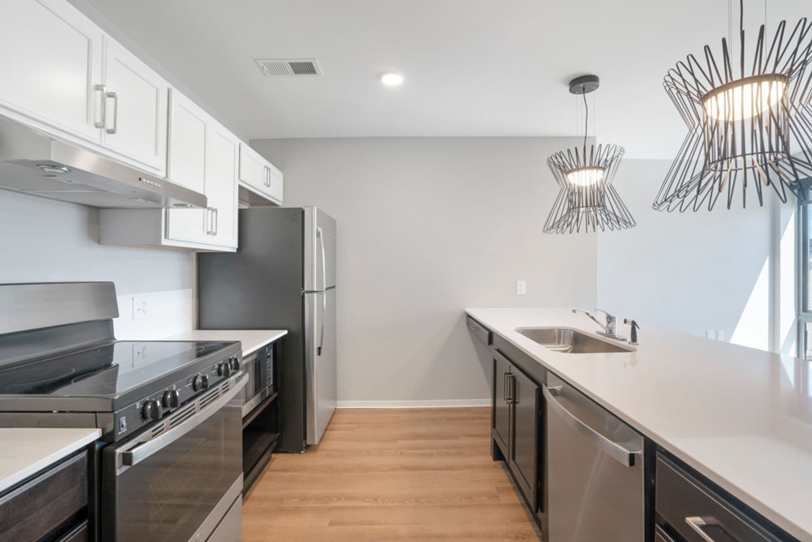 Stevens Point Apartment: 1020 Centerpoint Drive