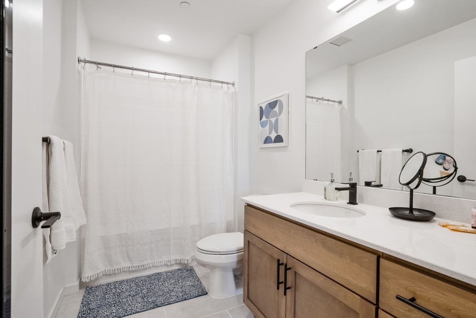 Eau Claire Apartment: 100 N Farwell Street