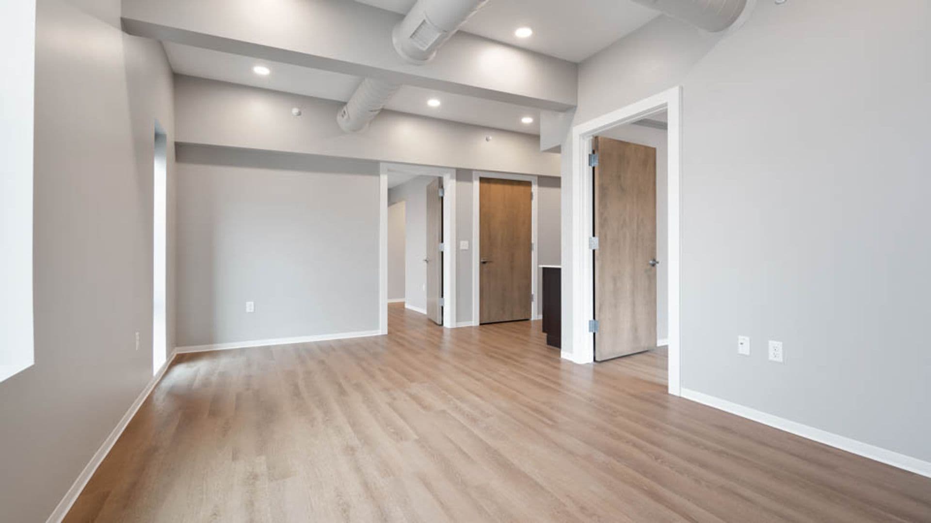 Stevens Point Apartment: 1020 Centerpoint Drive