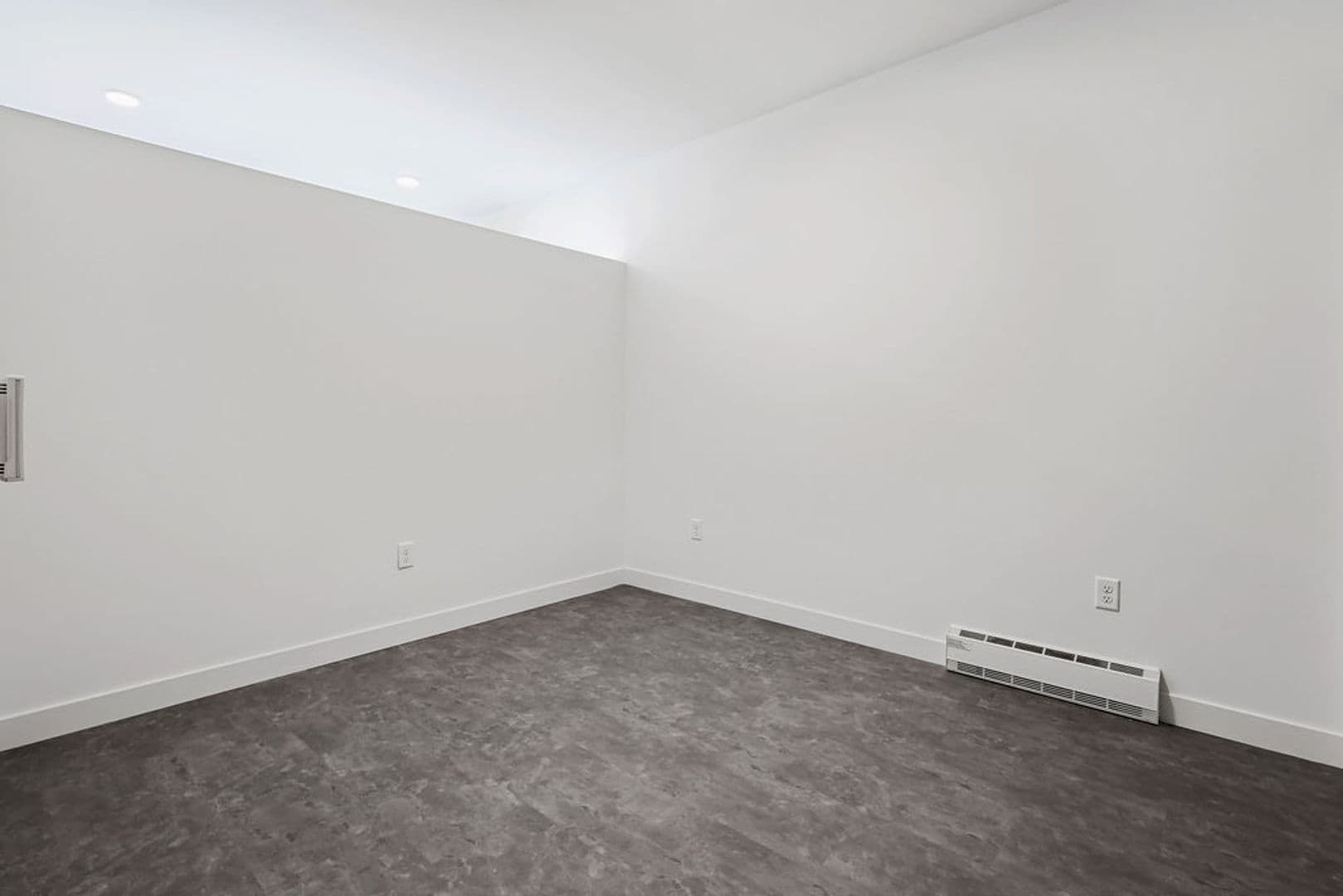 Burlington Apartment: 424 North 3rd Street