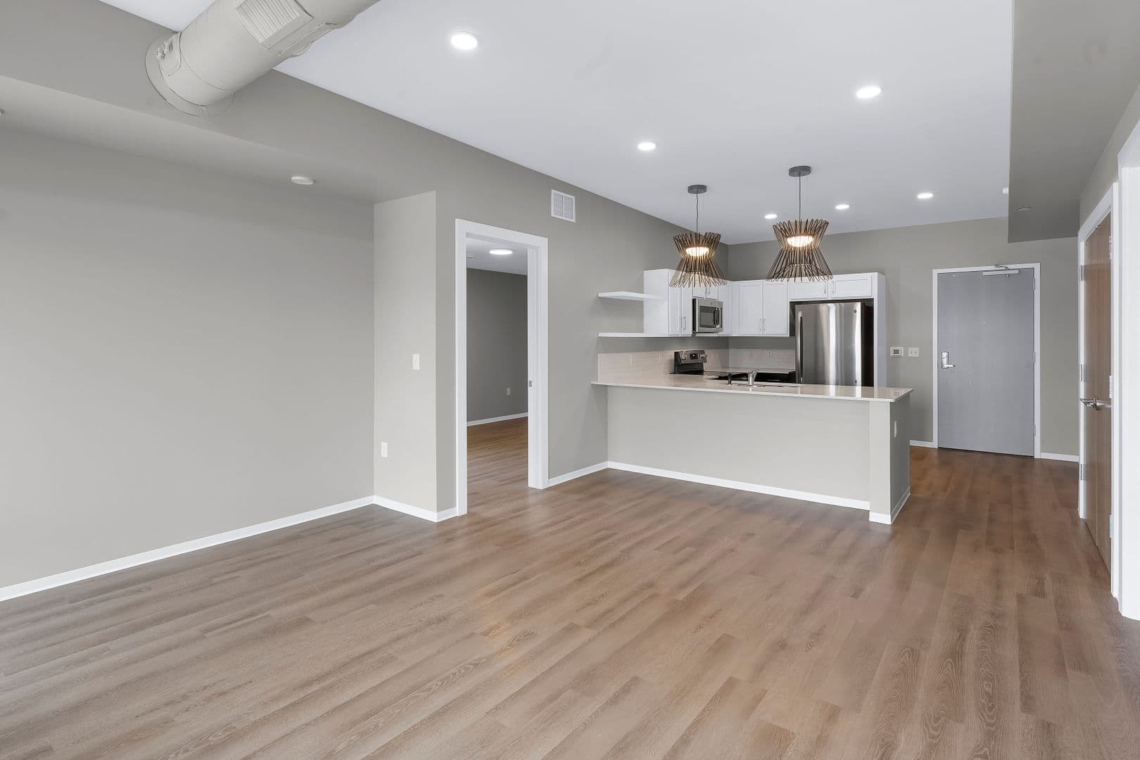 Stevens Point Apartment: 1020 Centerpoint Drive