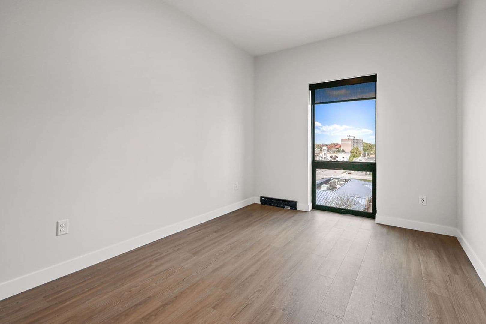 Appleton Apartment: 115 E. Washington St.
