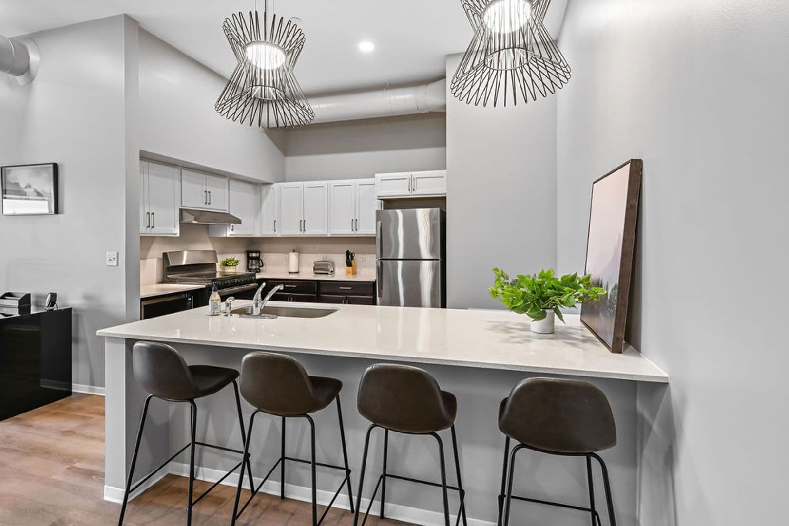 Stevens Point Apartment: 1020 Centerpoint Drive